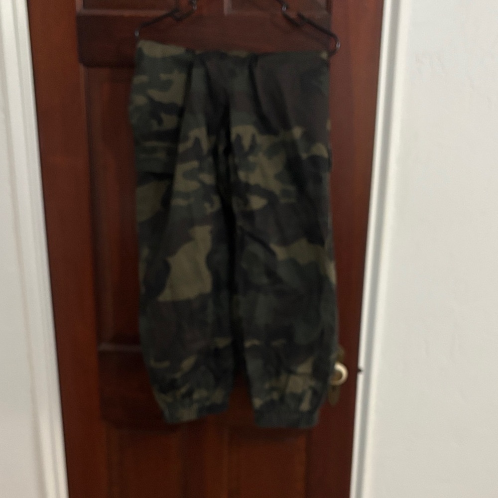 Camouflage women’s  4x Cargo Pants